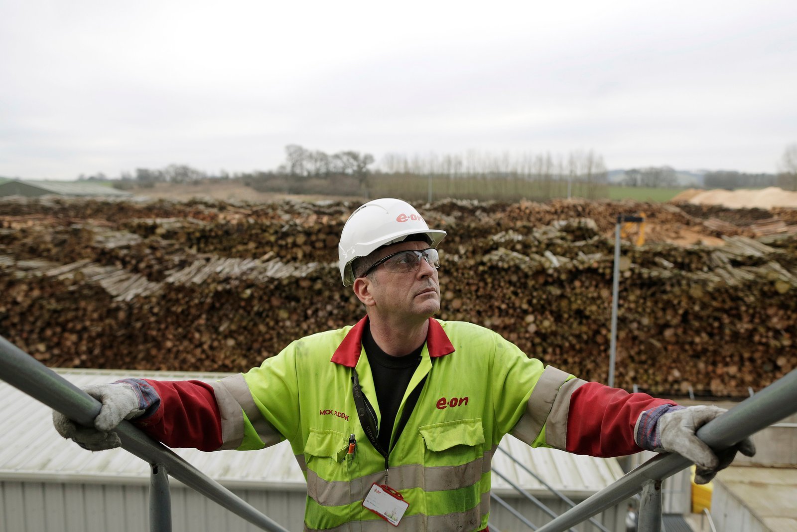 Stevens Croft biomass power station corporate documentary photography for E.ON by Doug Marke — image 13 of 13