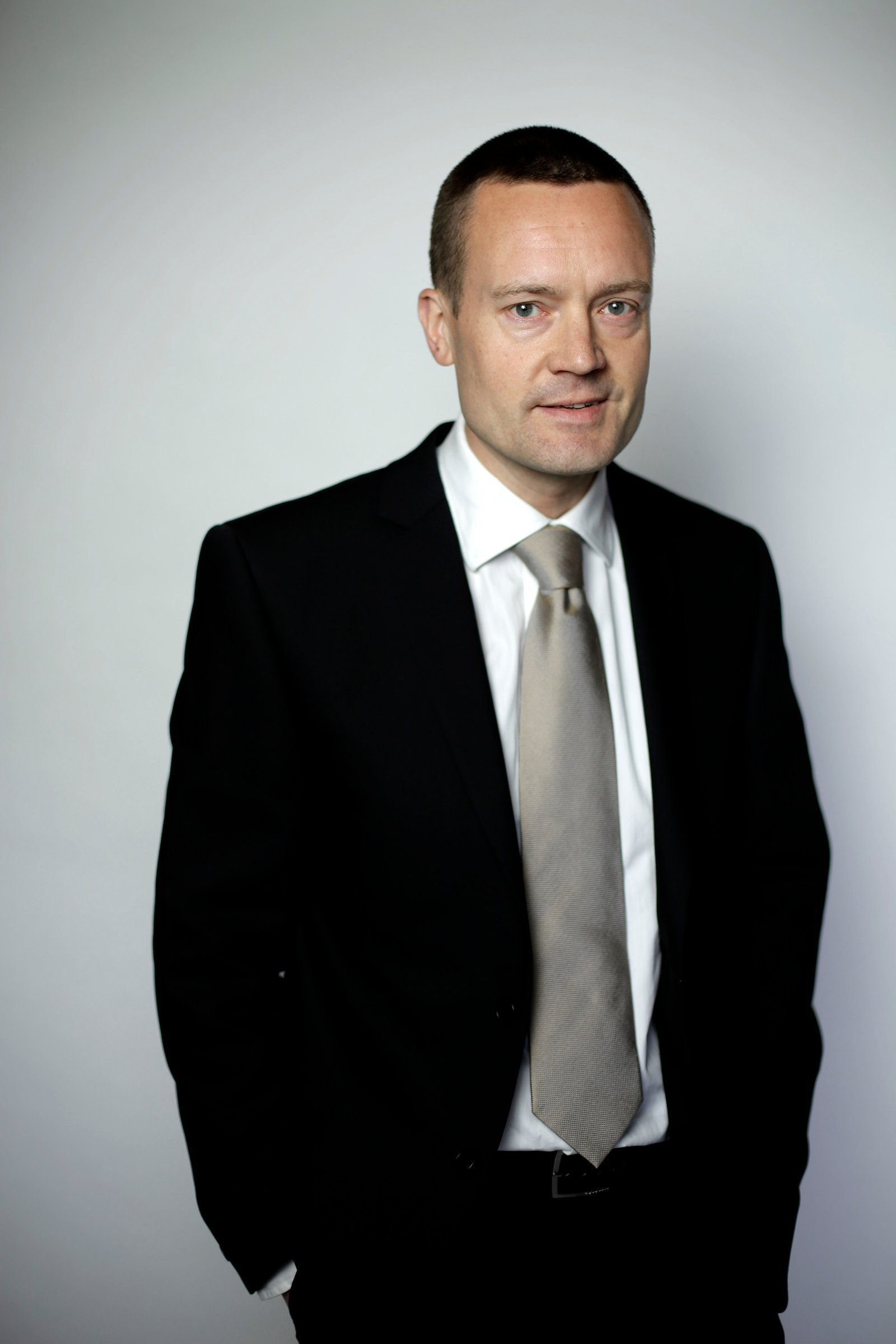 Professional portrait and headshot photography by Doug Marke — image 10 of 32