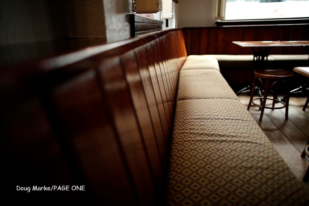 The Newshouse pub architecture photography in Nottingham by Doug Marke — image 4 of 7.